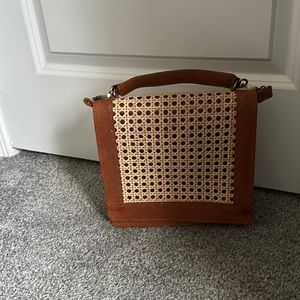 Straw and leather bag